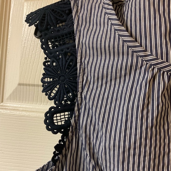 Cabi blue and white sleeveless top, size small - Picture 5 of 7